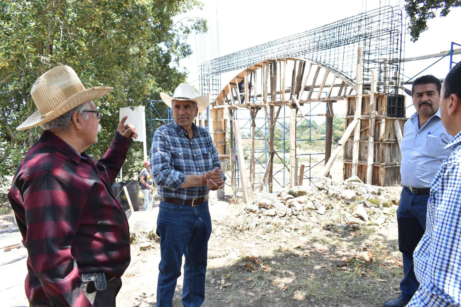 Vecinas y vecinos reconocieron el seguimiento puntual que la administración municipal mantiene sobre las obras en proceso.